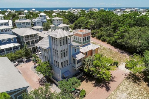 Our Happy Place - 50 Venice Circle by Dune Vacation Rentals - image 8