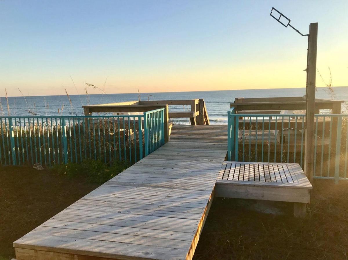 Viridian by Dune Vacation Rentals - image 6