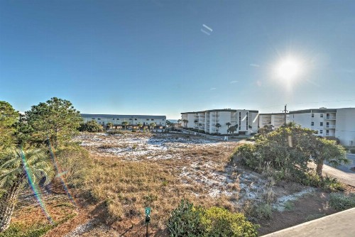 30A Seagrove Beach Studio with Pool - Walk to Beach! - image 10