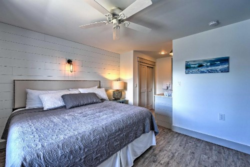 Cozy Seagrove Beach Condo with Pool Hot Tub and BBQs! - image 5