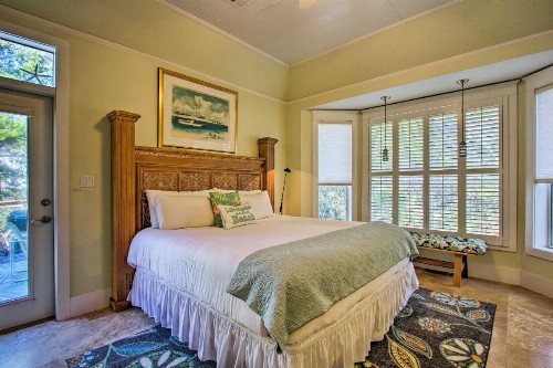 Nivel Del Mar with Heated Saltwater Pool and Hot Tub - image 4