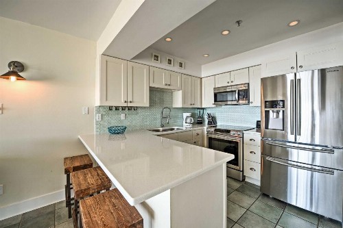 Sunny Seagrove Beach Escape with Pool Access and Views - image 10
