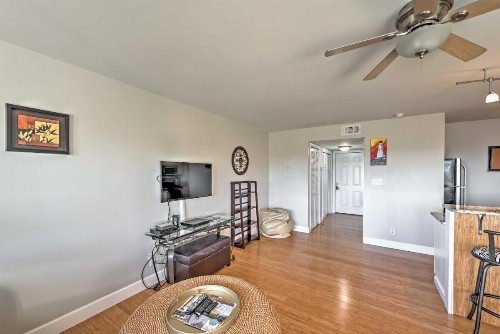 Updated Studio Condo at Walton Dunes Beach with Pool - image 11