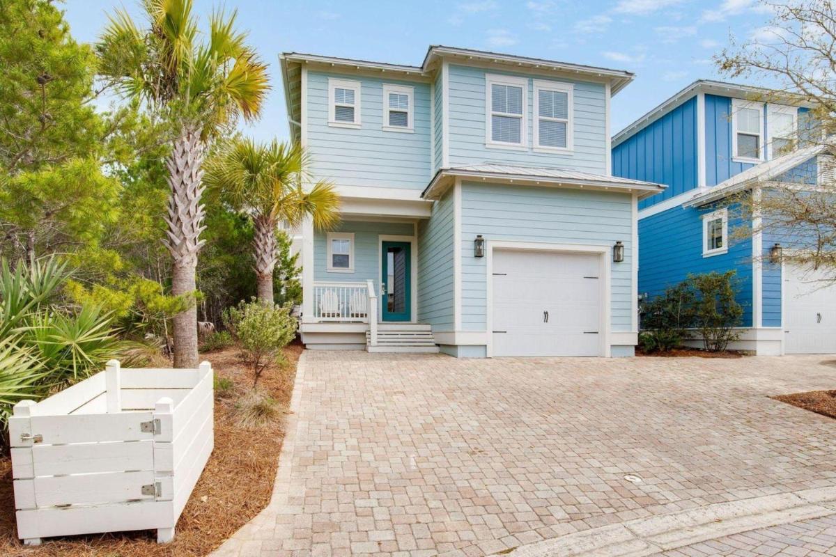 BOHO Retreat - Clean Beauitfully Decorated and Great Community Pool! - main image