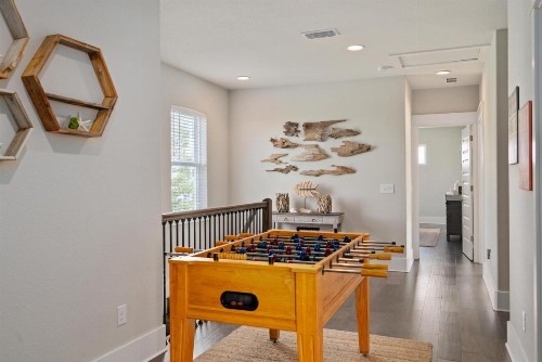 BOHO Retreat - Clean Beauitfully Decorated and Great Community Pool! - image 22