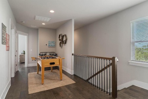 BOHO Retreat - Clean Beauitfully Decorated and Great Community Pool! - image 23