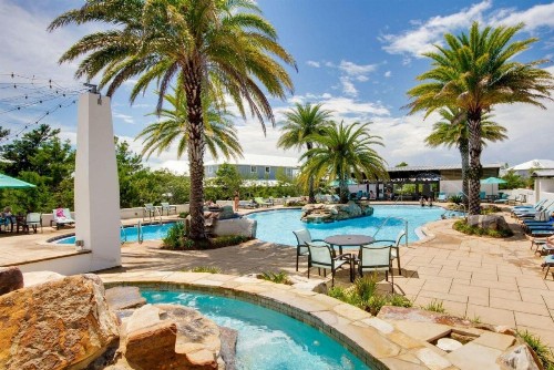 BOHO Retreat - Clean Beauitfully Decorated and Great Community Pool! - image 37