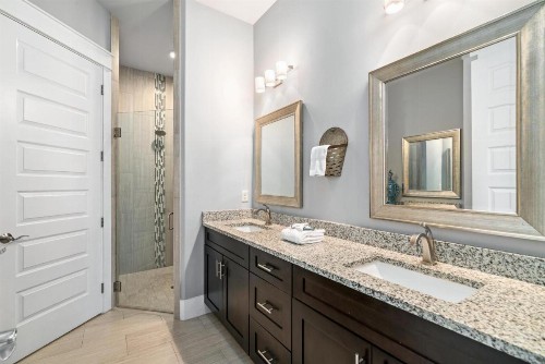 Oceans 11 Oasis at Gulf Place - image 32