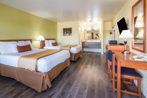 Americas Best Value Inn Santa Rosa - image 23