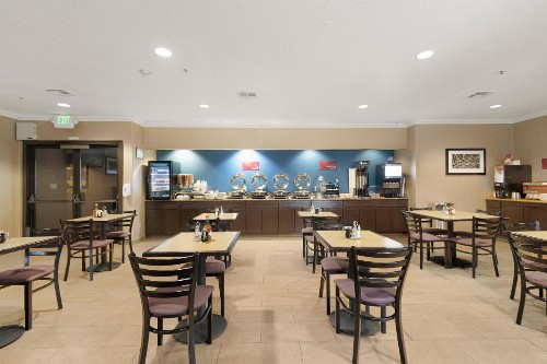 Best Western Plus Wine Country Inn & Suites - image 20