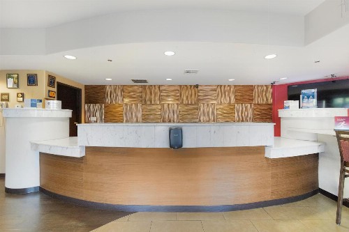 Best Western Plus Wine Country Inn & Suites - image 24