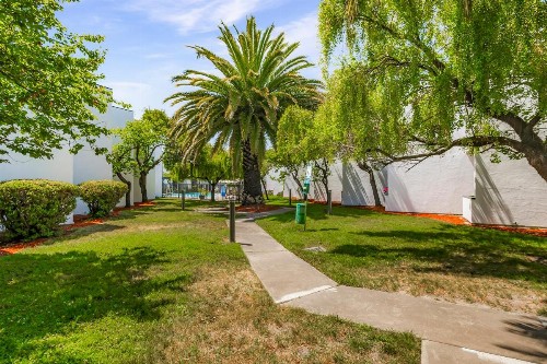 Best Western Plus Wine Country Inn & Suites - image 32
