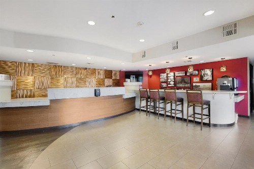 Best Western Plus Wine Country Inn & Suites - image 38