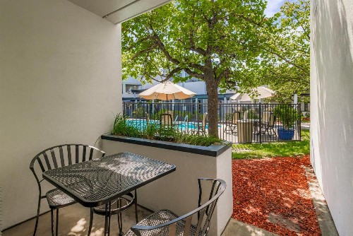 Best Western Plus Wine Country Inn & Suites - image 45