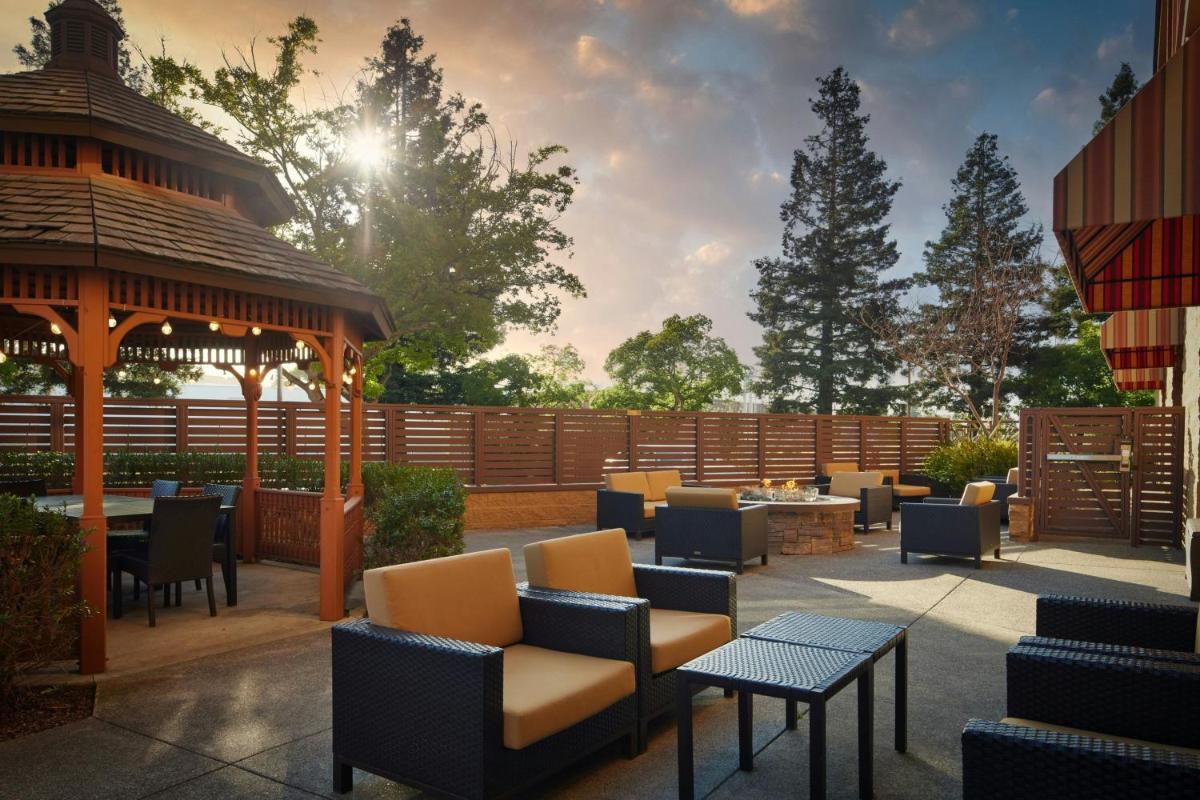 Courtyard by Marriott Santa Rosa - main image