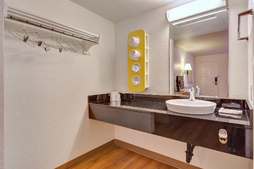 Motel 6-Santa Rosa CA - North - image 22