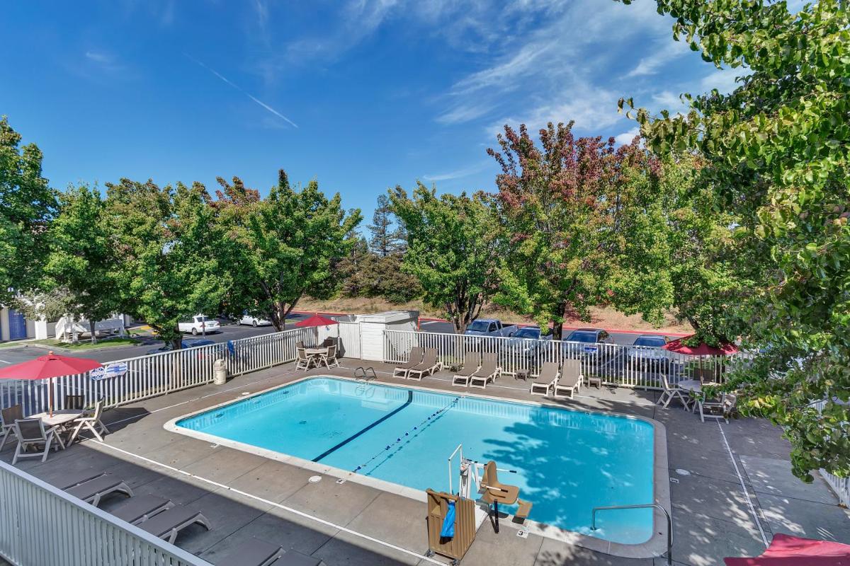 Motel 6-Santa Rosa CA - North - image 6