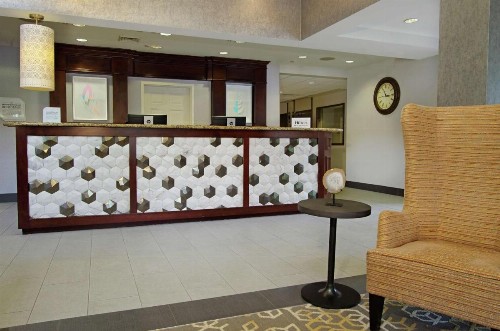 Hilton Garden Inn Sonoma County Airport - image 15