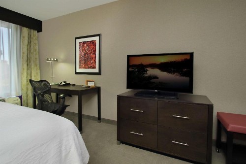 Hilton Garden Inn Sonoma County Airport - image 36