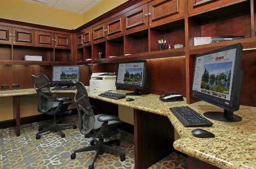 Hilton Garden Inn Sonoma County Airport - image 46