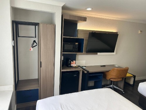 Quality Inn & Suites Santa Rosa - image 10