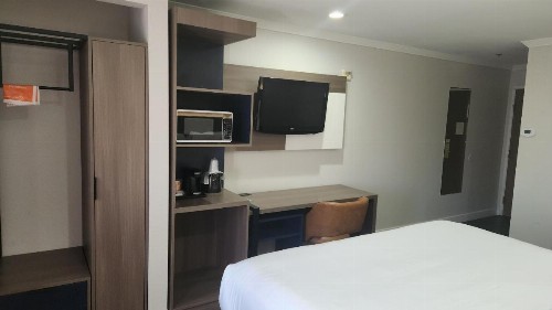Quality Inn & Suites Santa Rosa - image 14