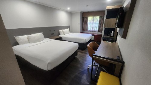 Quality Inn & Suites Santa Rosa - image 17