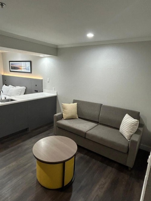 Quality Inn & Suites Santa Rosa - image 22