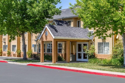 Quality Inn & Suites Santa Rosa - image 33