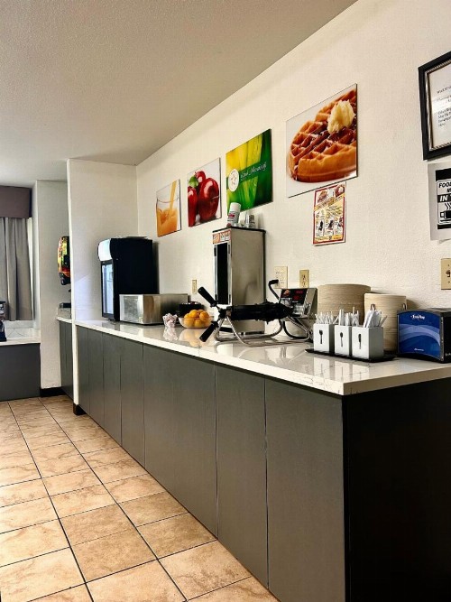 Quality Inn & Suites Santa Rosa - image 35