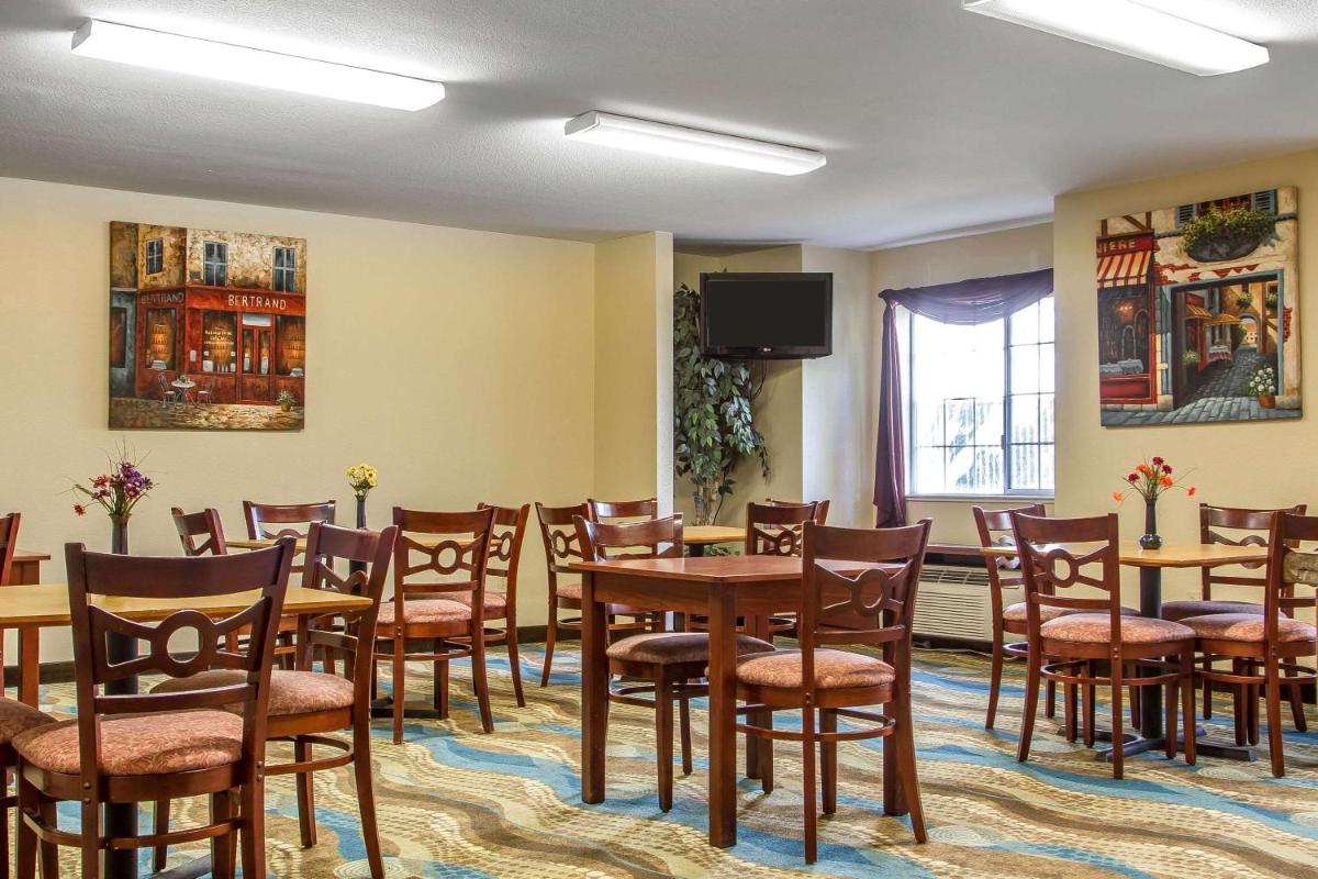 Quality Inn & Suites Santa Rosa - image 4