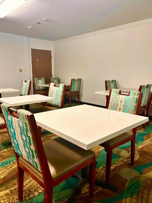 Quality Inn & Suites Santa Rosa - image 48