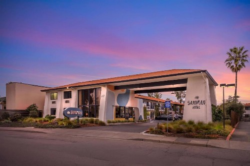 Sandman Hotel
