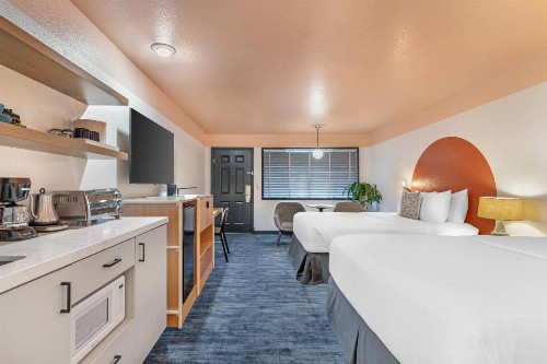 Sandman Hotel - image 35