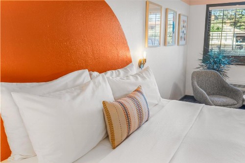 Sandman Hotel - image 36