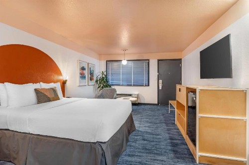 Sandman Hotel - image 47