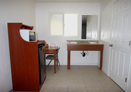 Redwood Inn - image 30