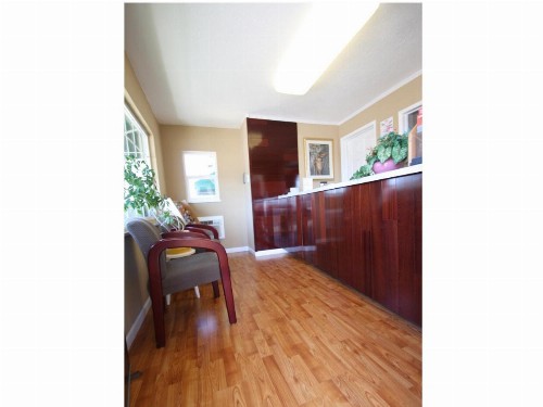 Redwood Inn - image 38