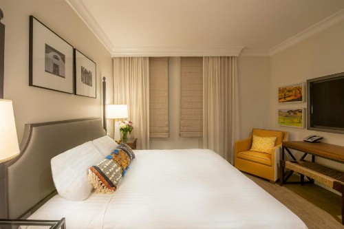 Hotel E - image 42