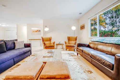 Holly Oak Manor - image 8