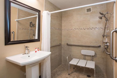 Days Inn by Wyndham Sarasota Bay - image 12