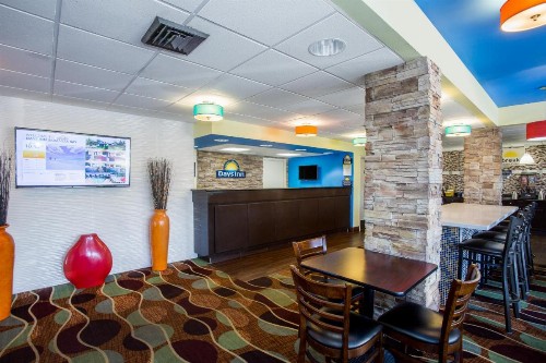 Days Inn by Wyndham Sarasota Bay - image 24