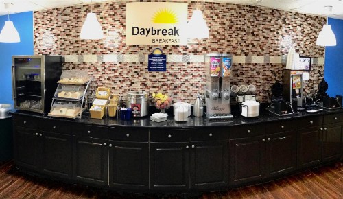 Days Inn by Wyndham Sarasota Bay - image 26