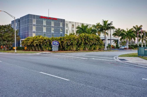 Hampton Inn & Suites Sarasota / Bradenton - Airport - image 10