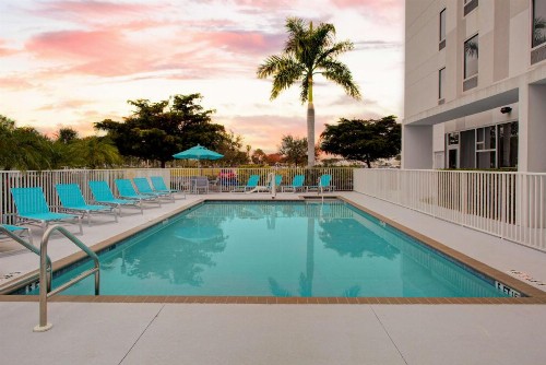 Hampton Inn & Suites Sarasota / Bradenton - Airport - image 13