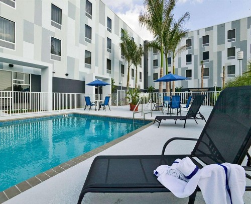 Hampton Inn & Suites Sarasota / Bradenton - Airport - image 14