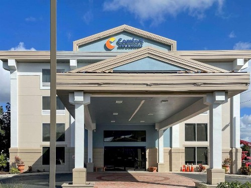 La Quinta by Wyndham Sarasota - I75