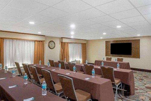 La Quinta by Wyndham Sarasota - I75 - image 25