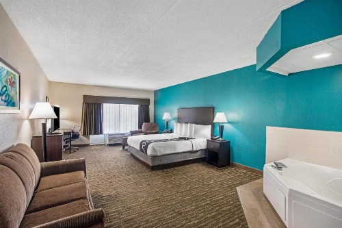 La Quinta by Wyndham Sarasota - I75 - image 32