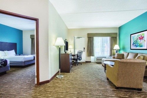 La Quinta by Wyndham Sarasota - I75 - image 36